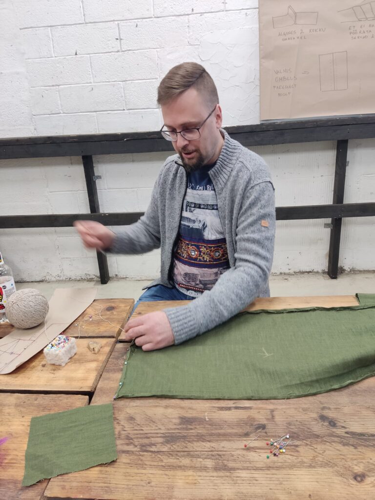 330421861_1253648955236297_6800380374543706753_n